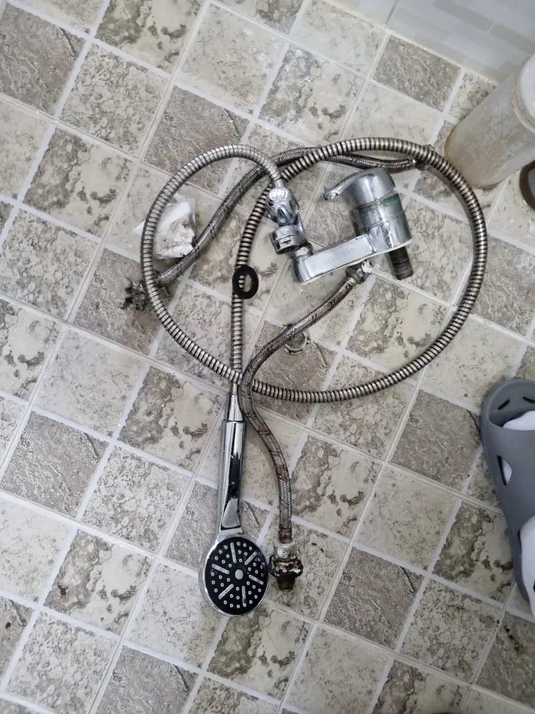 세면대 샤워겸용 수전 4